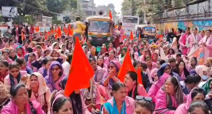 Uttarakhand Government | CM Pushkar Singh Dhami | Asha Workers Protest | Uttarakhand Asha Worker |