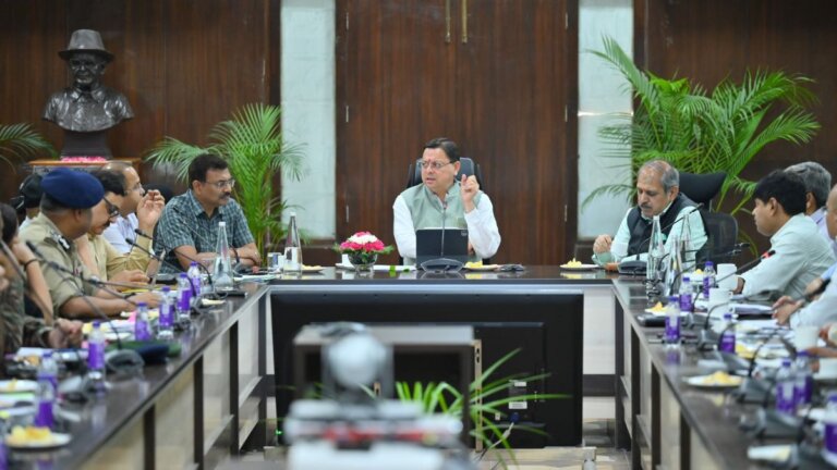 cm dhami forest fire meeting