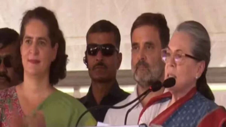 india-alliance-held-public-meeting-in-rae-bareli-sonia-gandhi-rahul-gandhi-loksabha-election