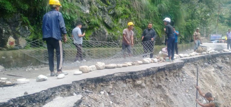 sonprayag son river | kedarnath national highway damaged | kedarnath |