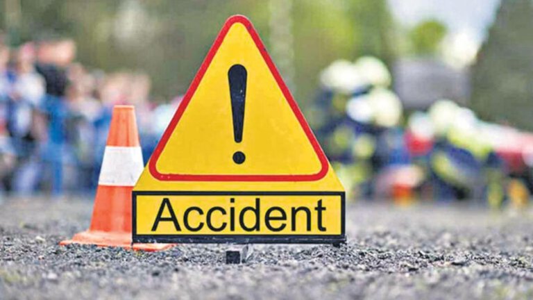 road accident in unnao on agra lucknow expressway