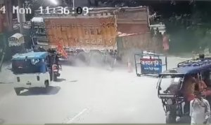 Uncontrolled Truck Rammed