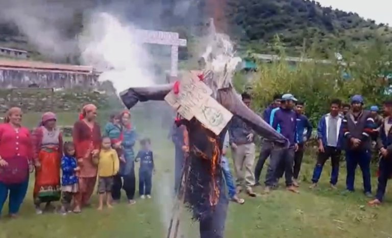 Villagers Protest For Road