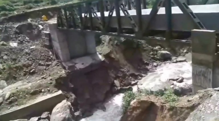 heavy rain in uttarakhand | bridge damage in pauri |