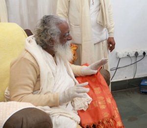 nritya gopal das | ram mandir trust president | lucknow medanta |