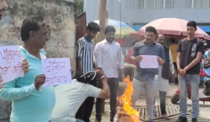 congress protest against Former Municipality President | congress protest in pauri |