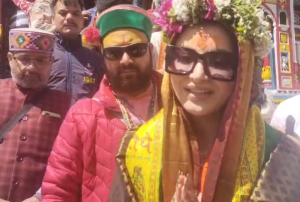 actress urvashi rautela | badrinath dham |