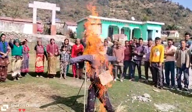 dumak villagers protest | cm pushkar singh dhami |